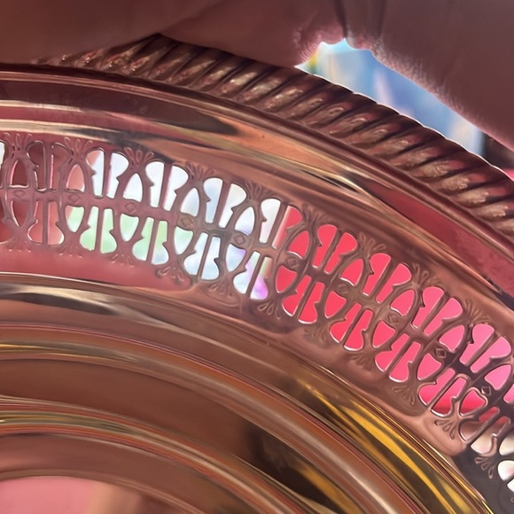 Vintage Round Silver Plated WM Rogers 835 Serving Bowl Filigree Design Edge - Picture 4 of 5